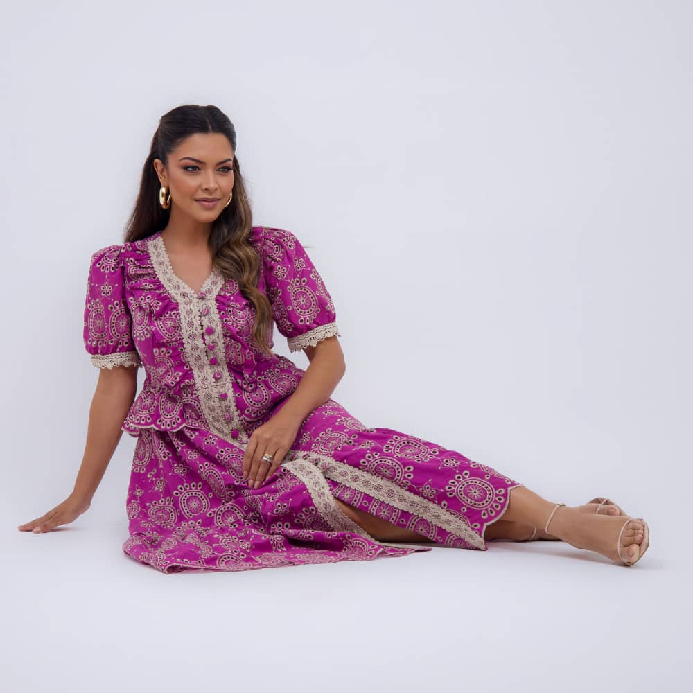 Vestido Feminino Midi Roxo com Renda Tiffany - FL13