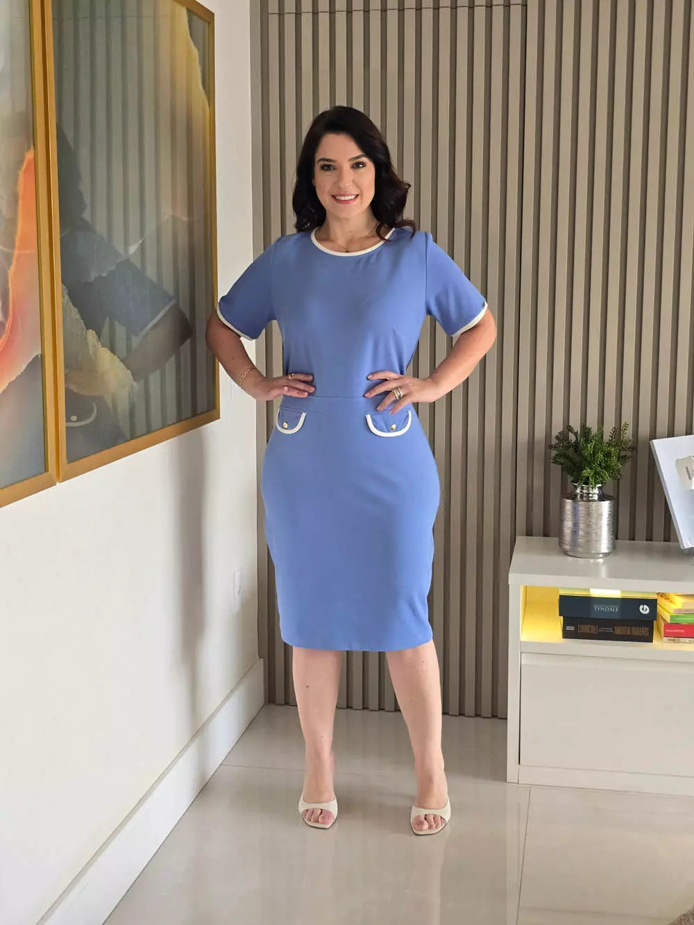 VESTIDO TUBINHO COM LAPELA