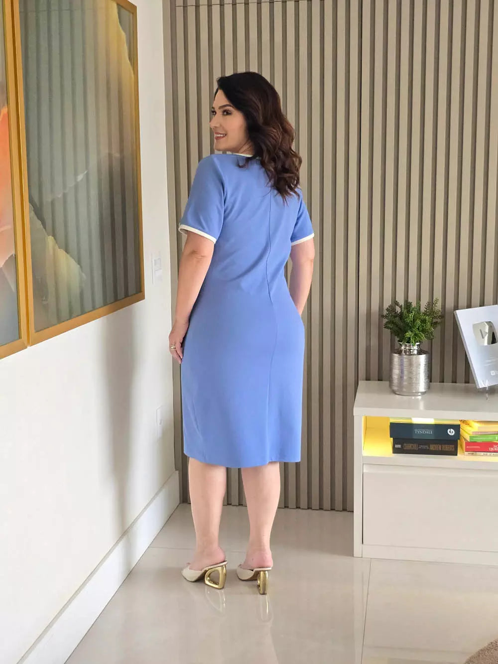 VESTIDO TUBINHO COM LAPELA