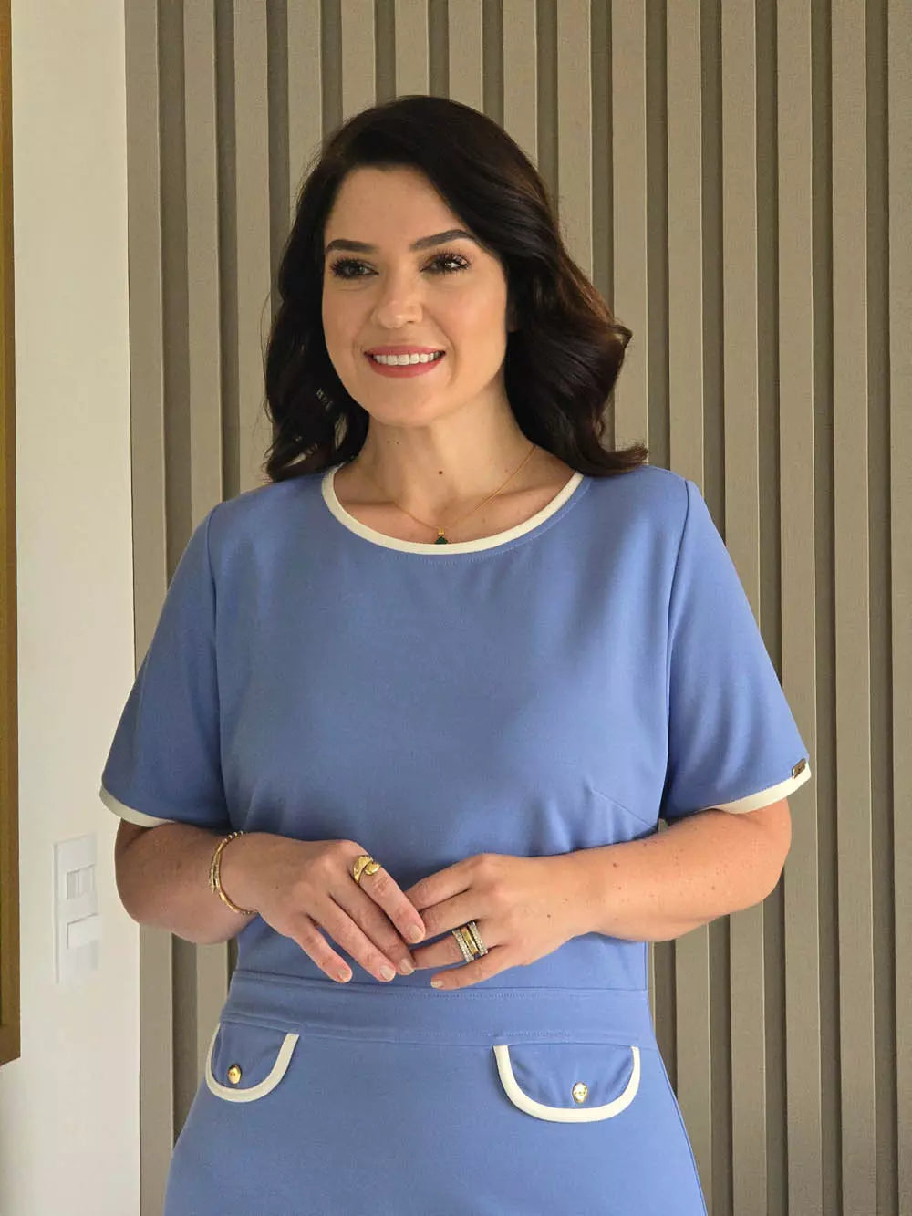 VESTIDO TUBINHO COM LAPELA