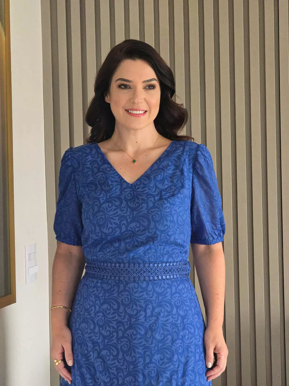 VESTIDO MAXI MIDI COM MARIAS