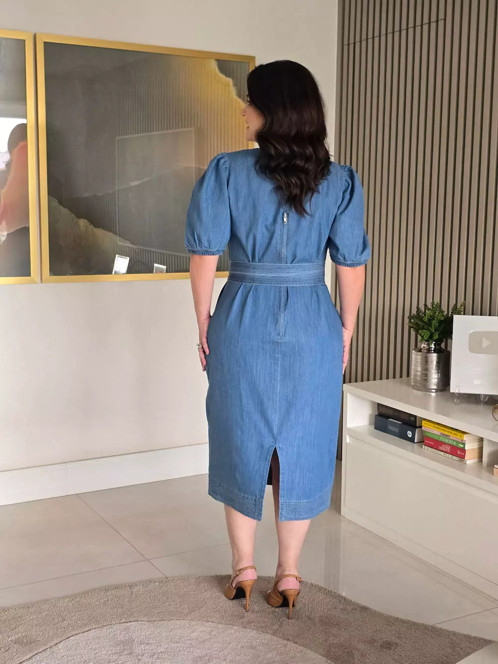 VESTIDO TUBINHO JEANS COM CINTO