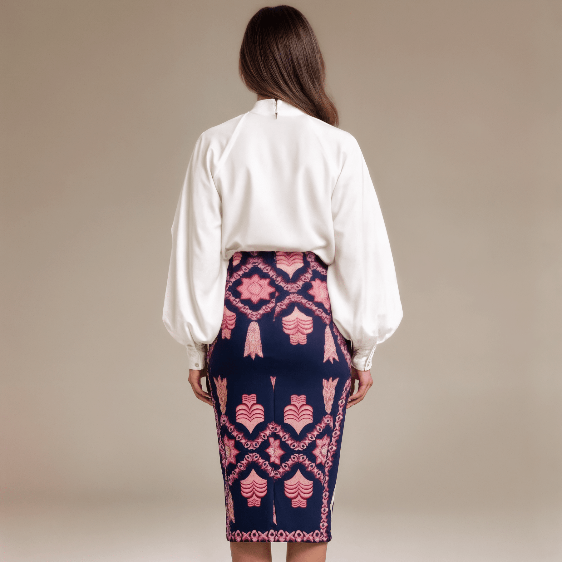 Conjunto Feminino Blusa e Saia Elisadora