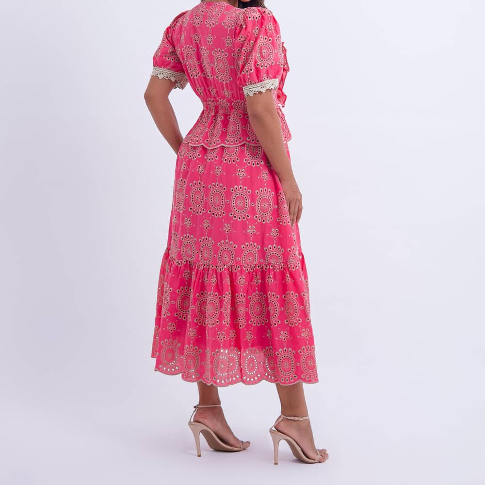 Vestido Feminino Midi Rosa com Renda Tiffany - FL02