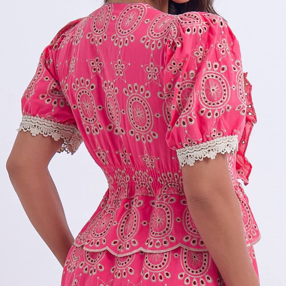 Vestido Feminino Midi Rosa com Renda Tiffany - FL02