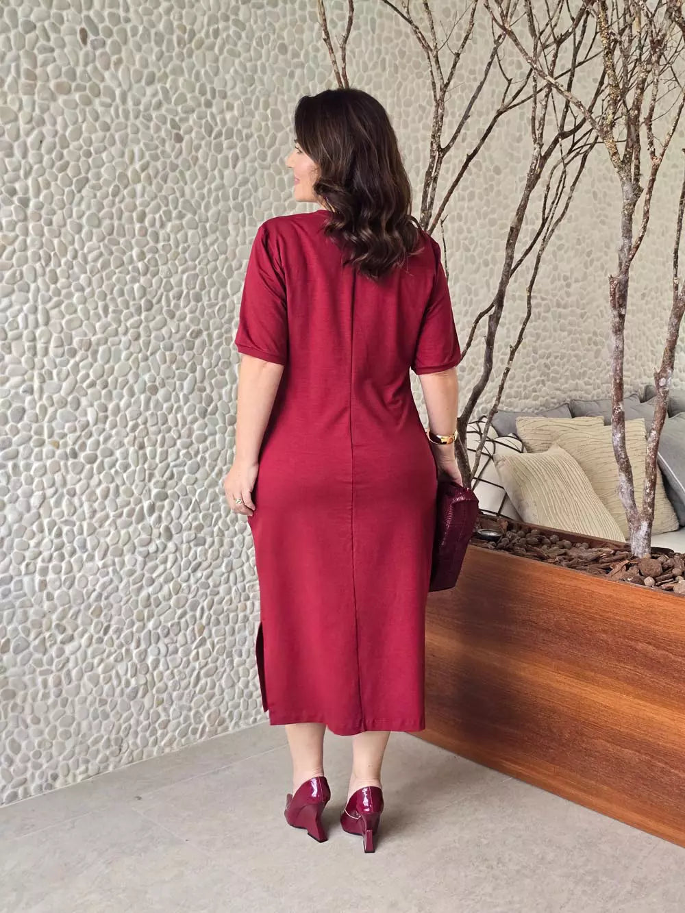 VESTIDO MAXI MIDI COM BOLSOS VINHO