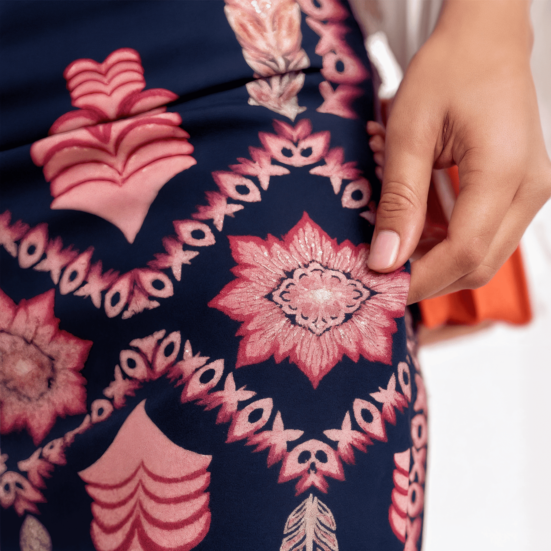 Conjunto Feminino Blusa e Saia Elisadora